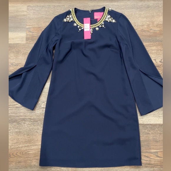 NWT - Picture 1 of 1